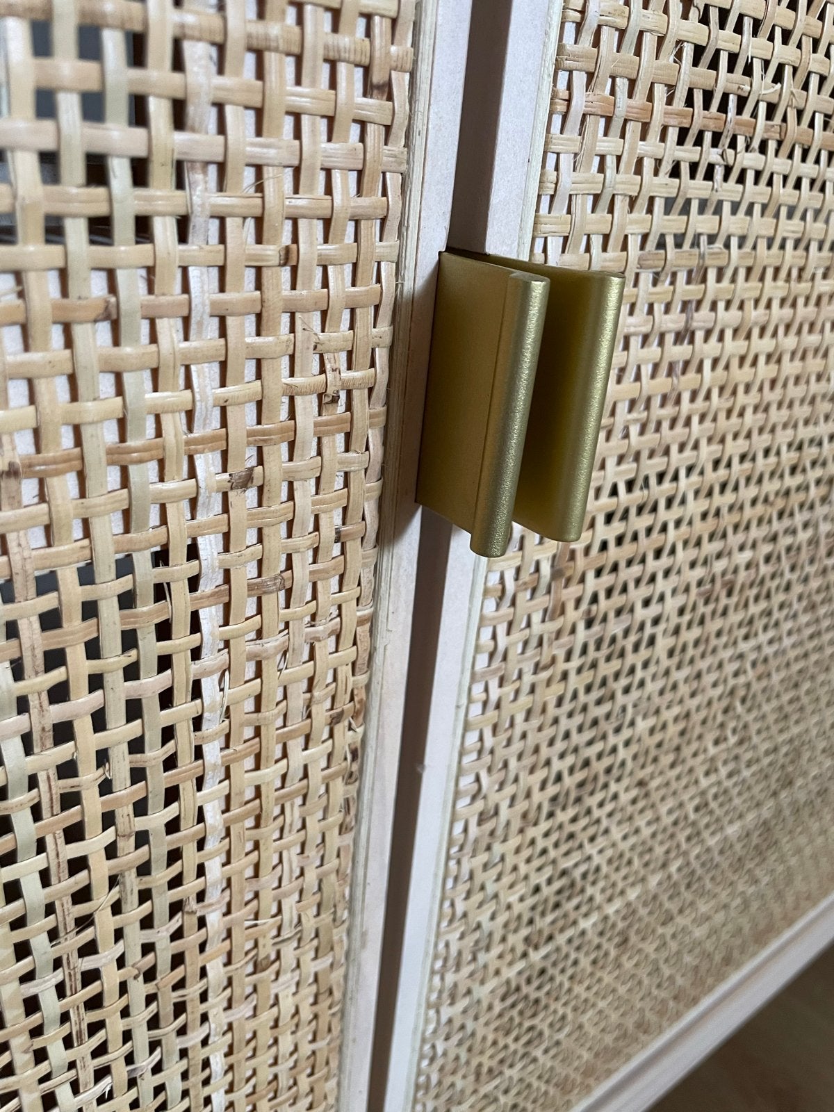 Rotan dressoir met 4 deuren, Ophalen, Gebruikt, 200 cm of meer, 25 tot 50 cm