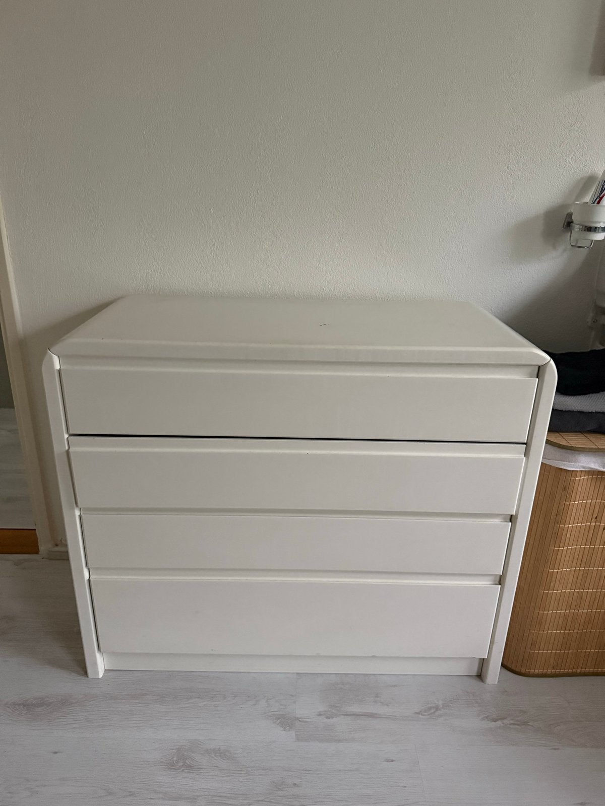 Witte ladekast met 4 laden, Ophalen, Gebruikt, 50 tot 100 cm, 3 of 4 laden