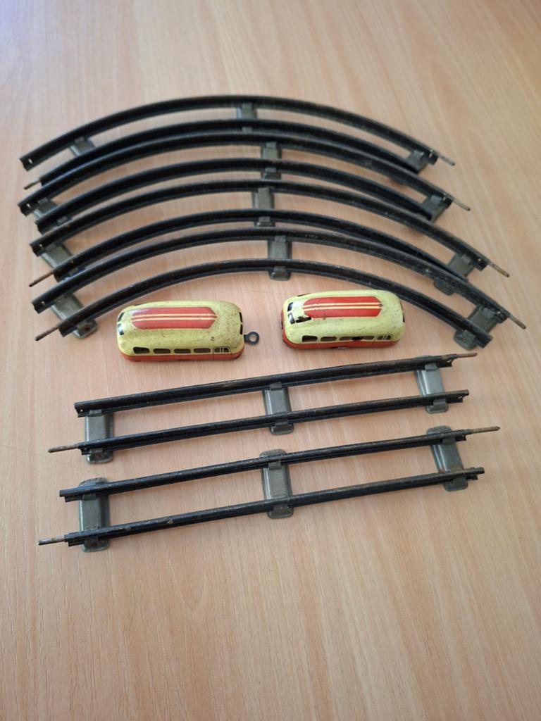 Antieke Vintage blikken speelgoedtrein met rails, Gelijkstroom, Ophalen, Overige merken, Gebruikt
