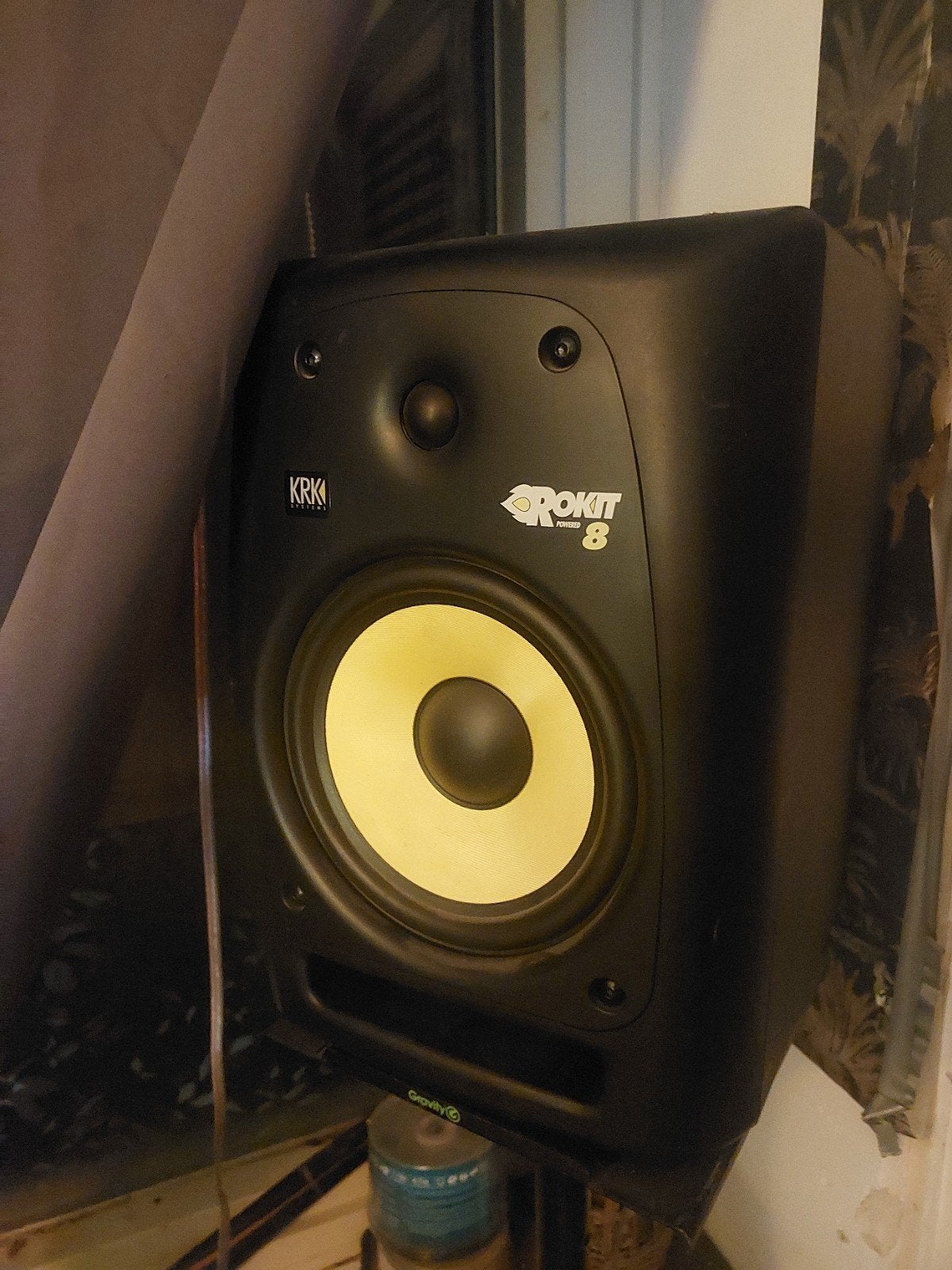 KRK Rokit 8 Studiomonitor (zonder achterbord), Audio, Tv en Foto, Luidsprekers, Ophalen of Verzenden, Gebruikt, Studiomonitor