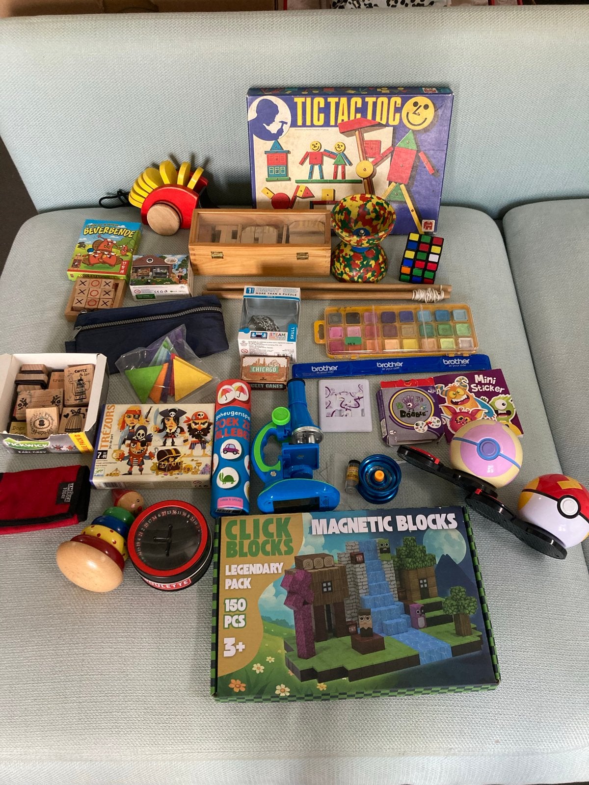 Grote collectie speelgoed: Click Blocks, Pokémon, Dobble, Be, Ophalen of Verzenden