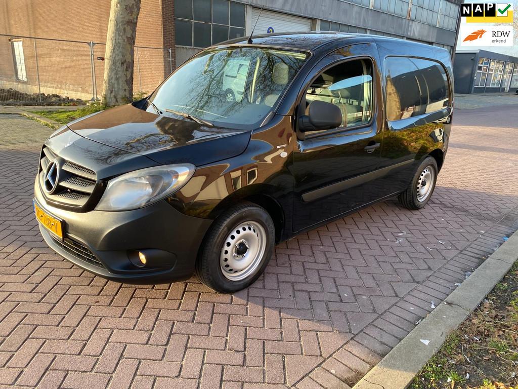 Mercedes-Benz Citan 108 CDI Economy * Airco * PDC * Cruise C, Auto's, Bestelauto's, Euro 5, Stof, Gebruikt, Zwart