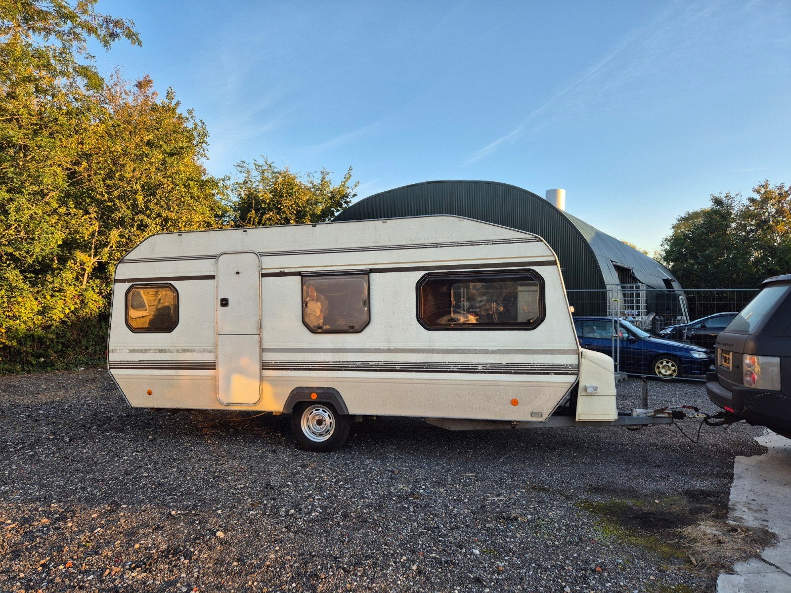 Wilk Safari festival caravan, Caravans en Kamperen, Rondzit, Bedrijf, Wilk, Tot en met 4