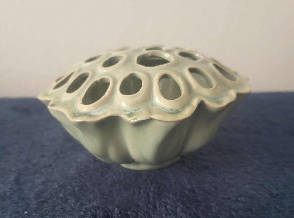 keramiek Des Pots lotus vaasje voor diverse snijbloemen, Huis en Inrichting, Verzenden, Overige kleuren