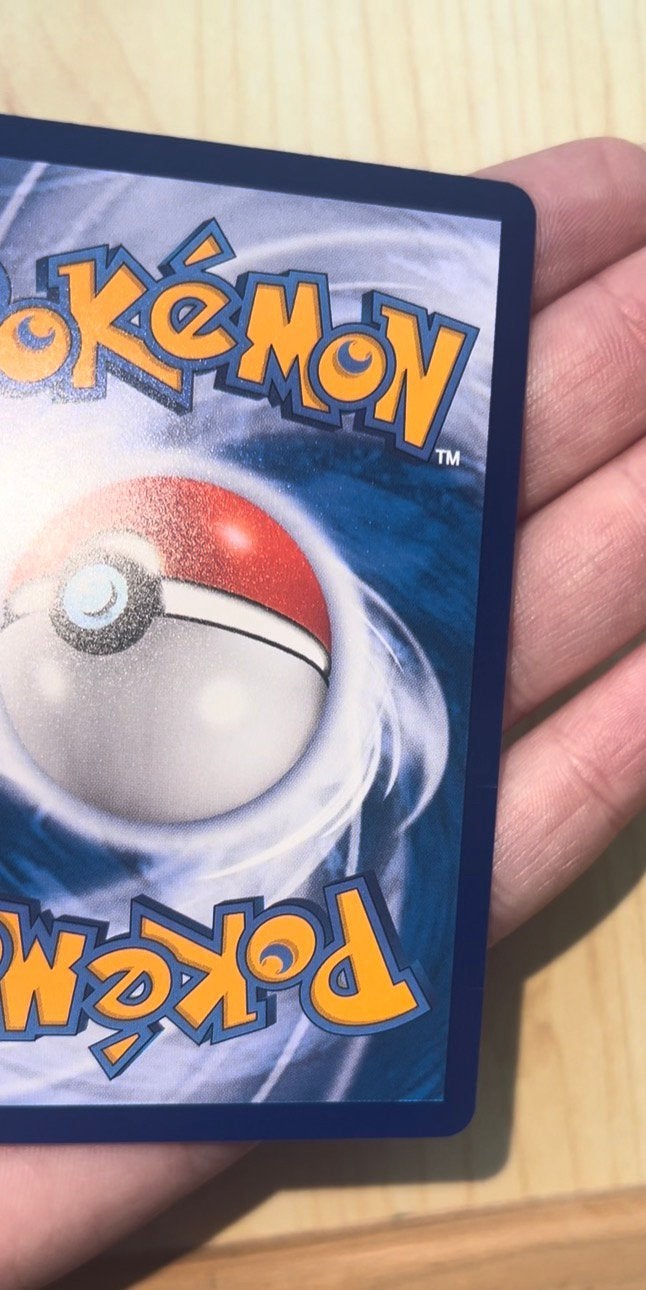 Foto 14 van Mew B/RGB Secret Rare Chinese Pokemon 30th Celebration