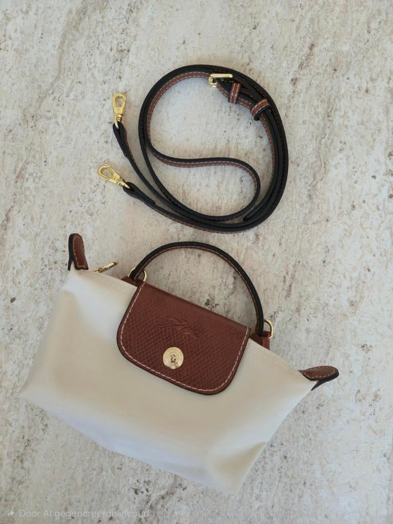 Longchamp tas mini Le Pliage beige met schouderband, Ophalen of Verzenden, Zo goed als nieuw