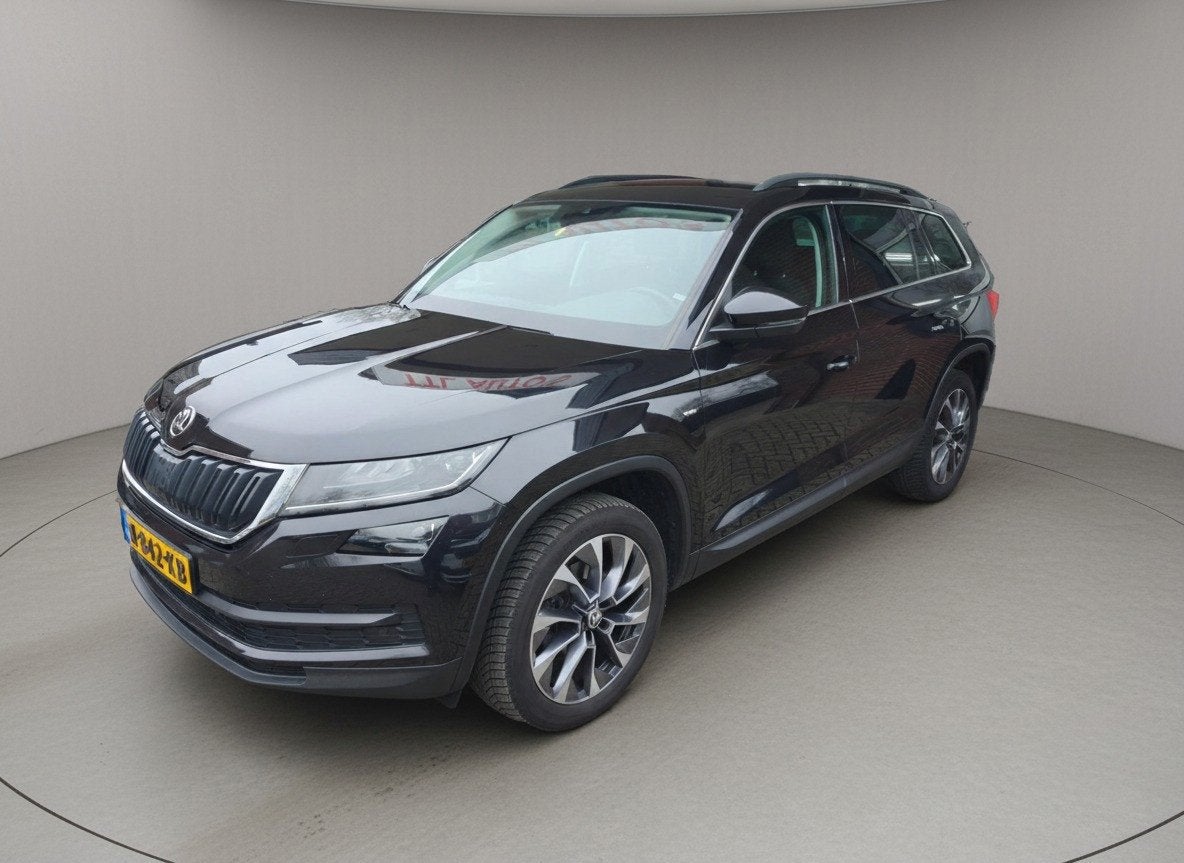 Skoda Kodiaq 1.5 TSI Limited Business Drive Edition 125, Tre, Auto's, Skoda, Stof, 4 cilinders, 150 pk, 1481 kg