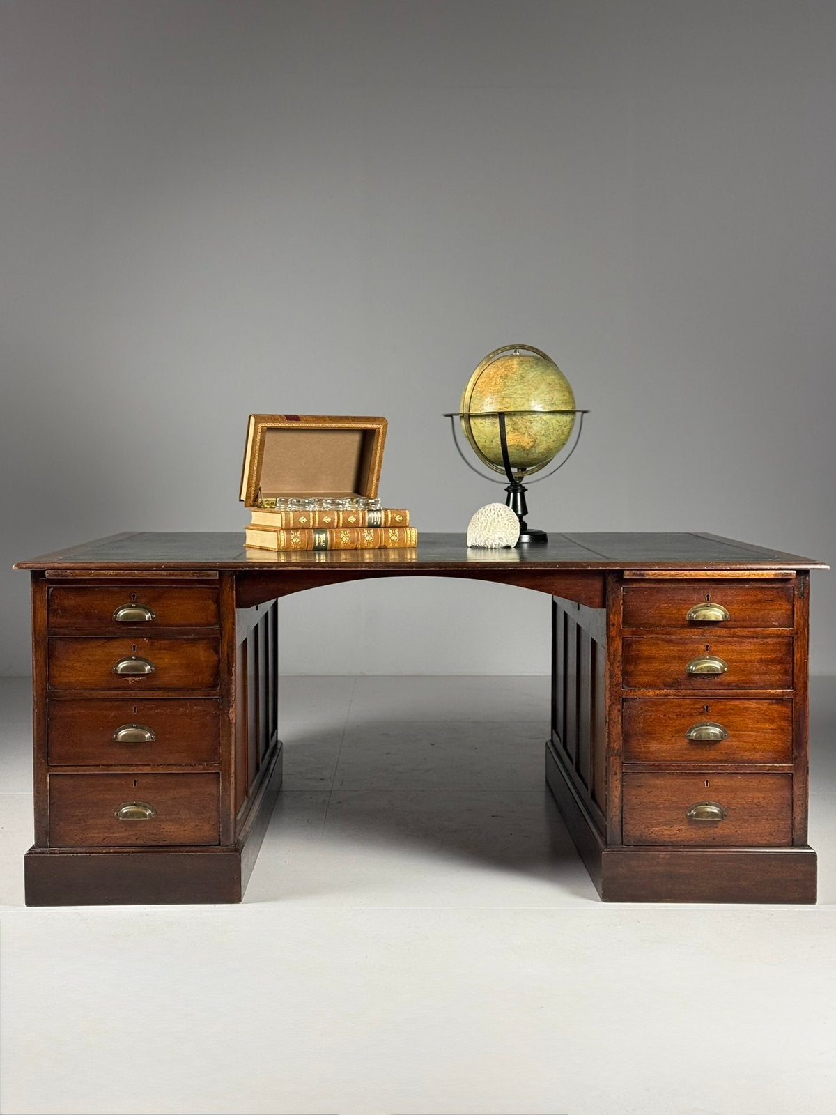 Bureau Partnerdesk Engels antiek, Huis en Inrichting, Ophalen of Verzenden, A, A, A