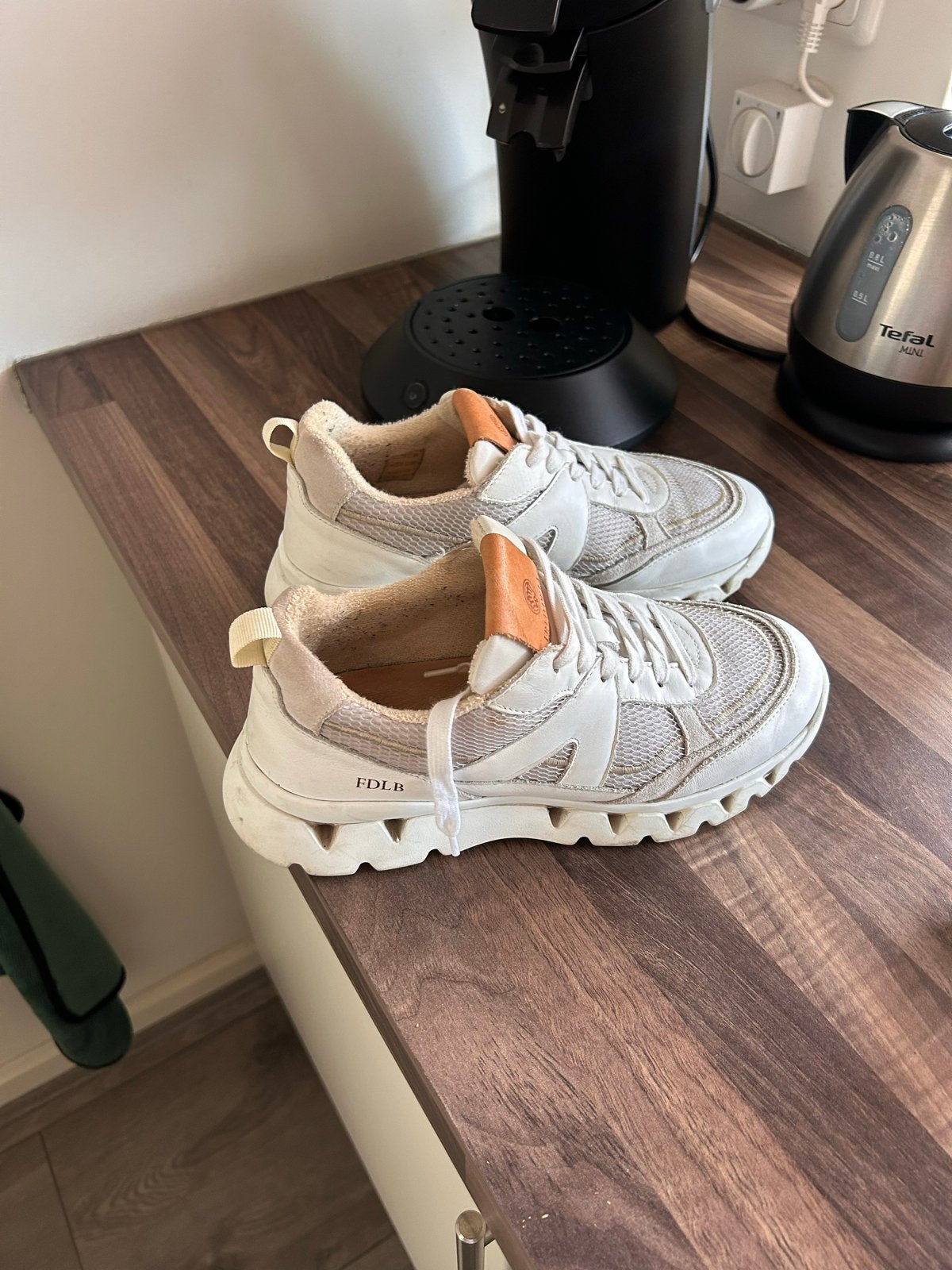 Fred de la Bretoniere sneakers, maat 38, Ophalen of Verzenden, Gedragen, Wit, Sneakers of Gympen