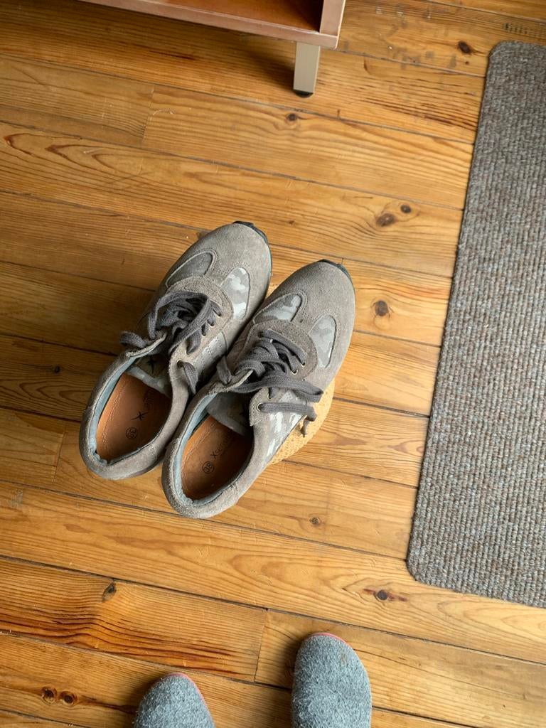 Xsensible stretch sneakers maat 38 - Zo goed als nieuw, Kleding | Dames, Schoenen, Ophalen of Verzenden, Zo goed als nieuw, Grijs