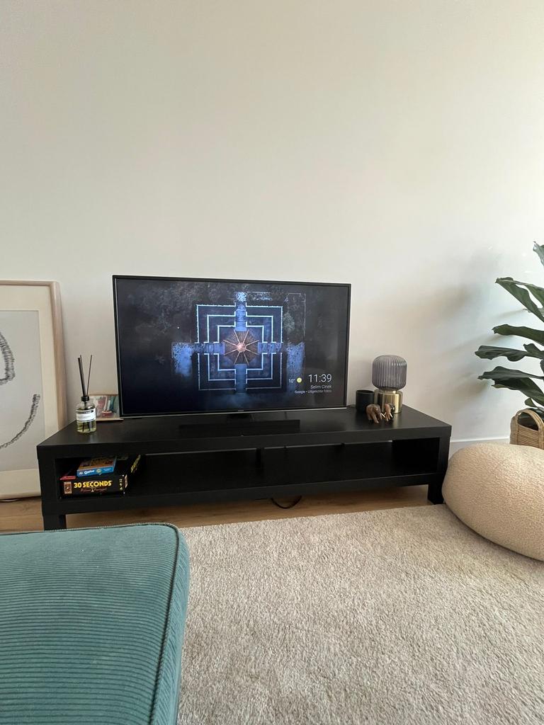IKEA LACK tv‑meubel, 150 tot 200 cm, Ophalen of Verzenden, Zo goed als nieuw, Minder dan 100 cm