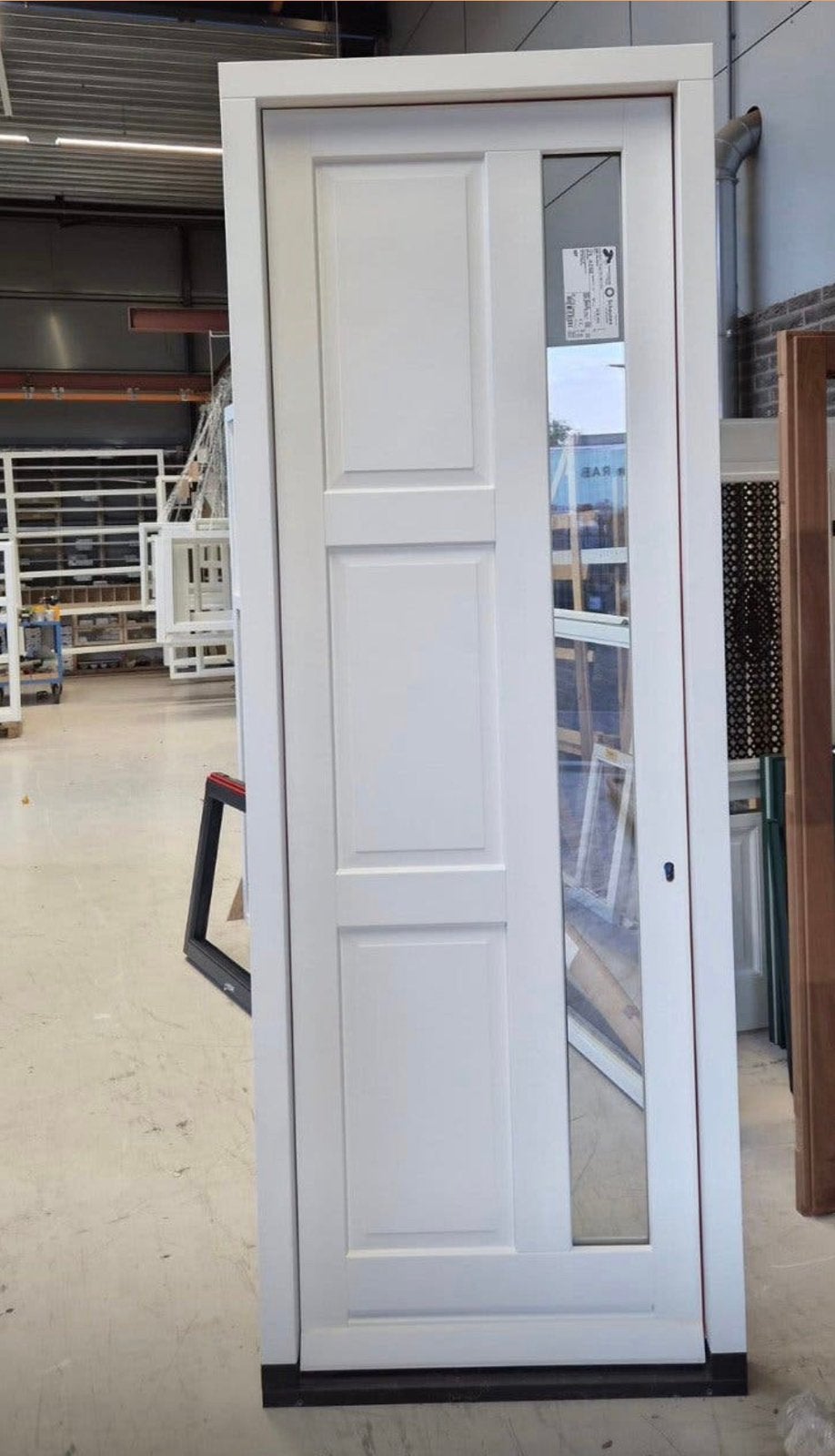 Nieuw maatwerk voordeur kozijn, Deurkozijn, Nieuw, Hout, Ophalen