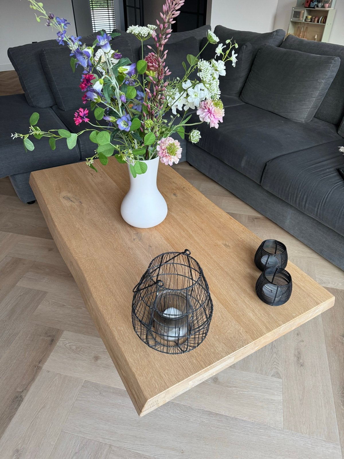 Massief eiken salontafel met metalen onderstel, Ophalen, 100 tot 150 cm, Eikenhout, 50 tot 100 cm