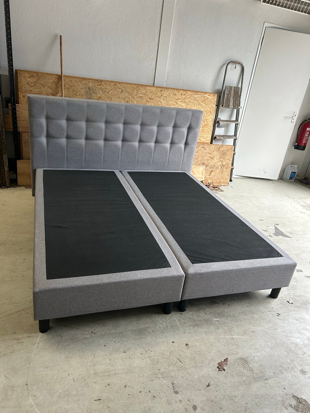 Tweepersoons boxspring 180x200 cm met hoofdbord, Huis en Inrichting, Slaapkamer | Bedden, Ophalen, 180 cm, 200 cm, Nieuw