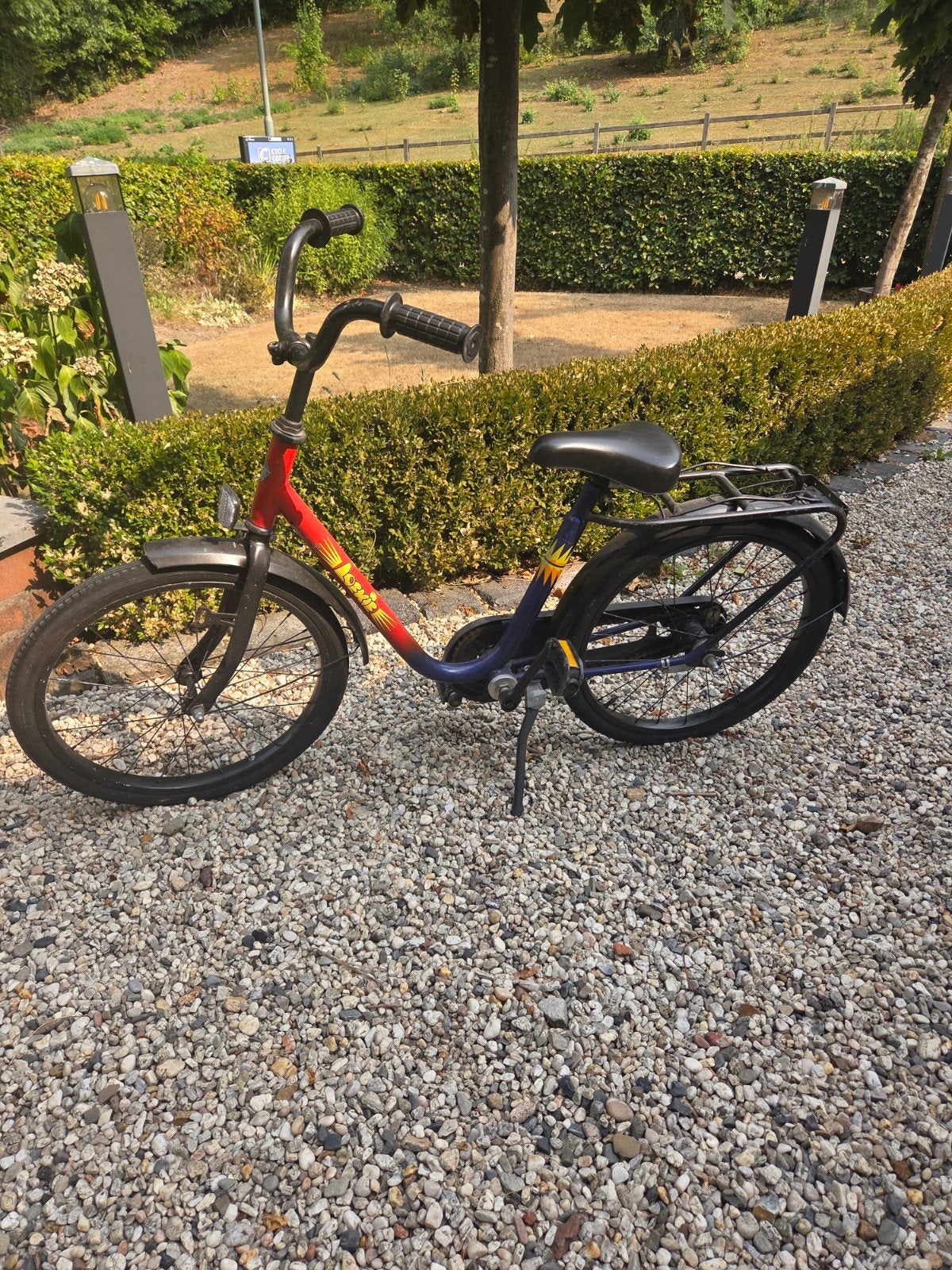 Loekie Kinderfiets 20 inch - Rood/Blauw, Fietsen en Brommers, Ophalen, Gebruikt, Onbekend, Terugtraprem