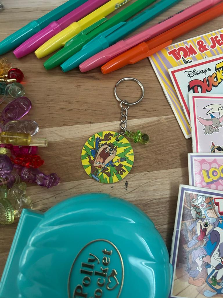 Vintage 90s Flippo sleutelhanger met speentje - Looney Tunes, Verzamelen, Sleutelhangers, Ophalen of Verzenden, Zo goed als nieuw