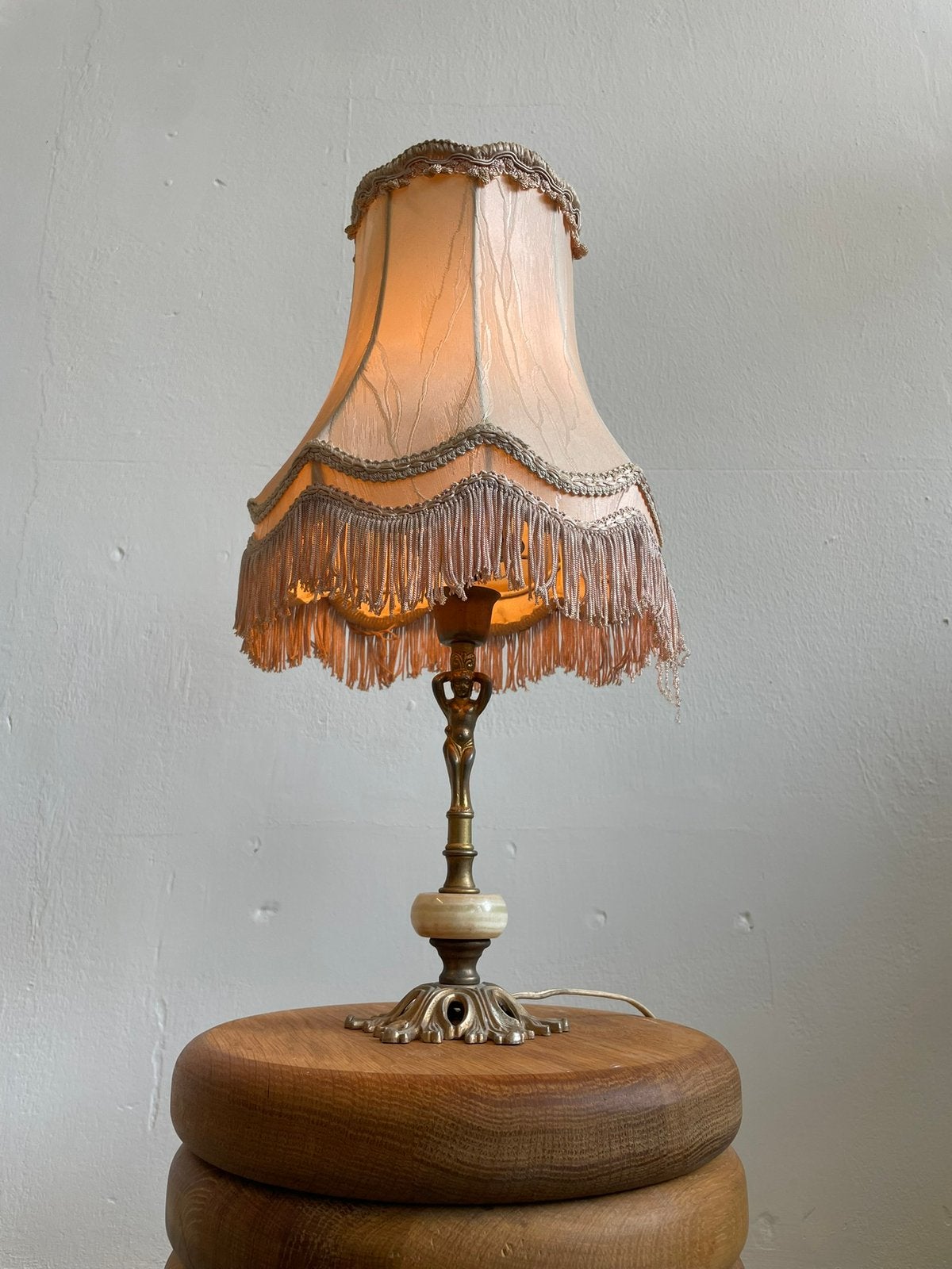 Antieke tafellamp, Art deco, Metaal, Ophalen of Verzenden, Roze