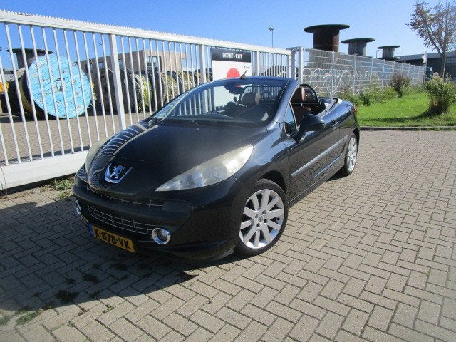Peugeot 207 CC 1.6-16V T Sport, Voorwielaandrijving, Gebruikt, 4 cilinders, 4 stoelen