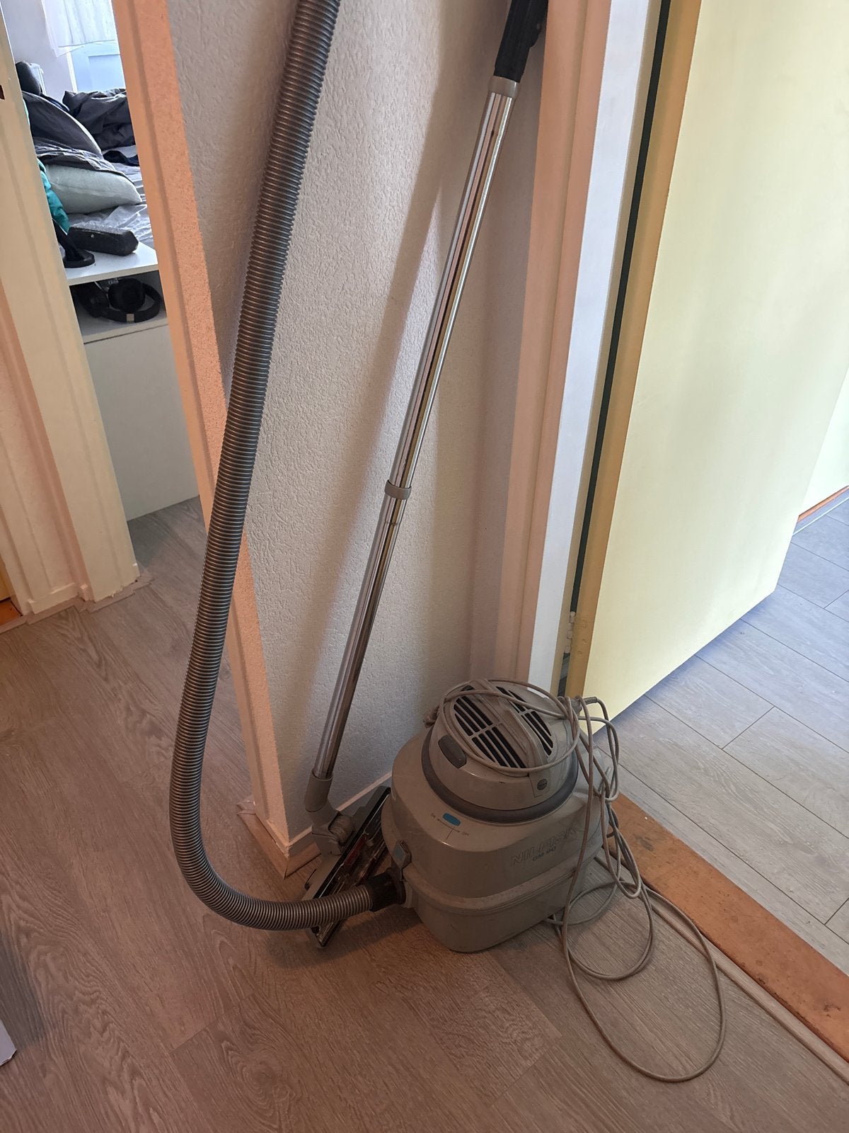 Robuuste Industriële Stofzuiger - Krachtig en Betrouwbaar, Ophalen, Inclusief accessoires, Gebruikt, Industriële stofzuiger