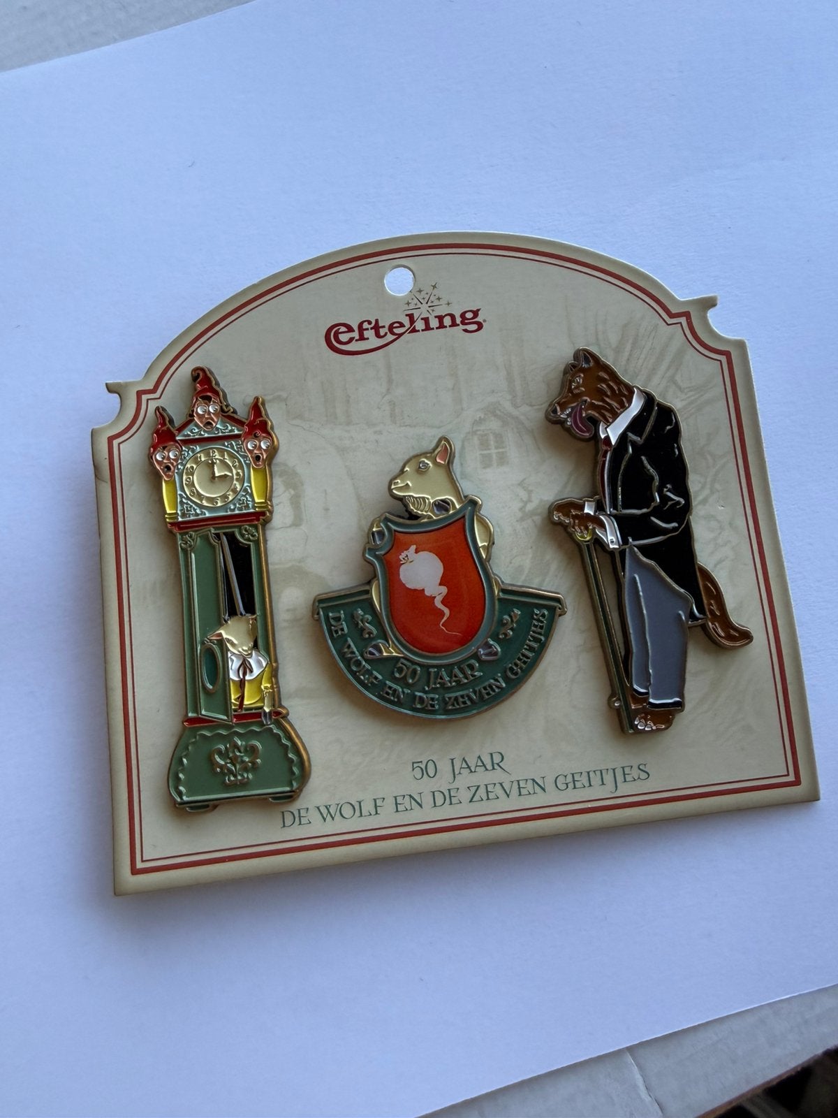 Efteling 50 Jaar De Wolf en de Zeven Geitjes Pinset, Ophalen of Verzenden, Nieuw, Button of Speldje
