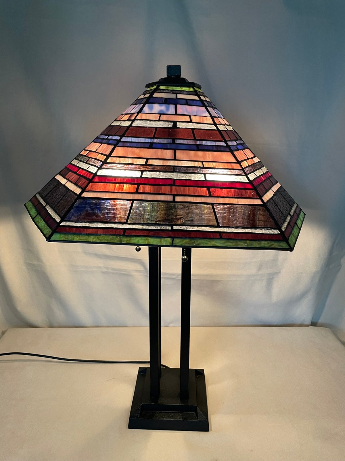 Tiffany lamp, Art deco stijl.75 cm hoog, Ophalen, Gebruikt, Meerkleurig, 75 cm