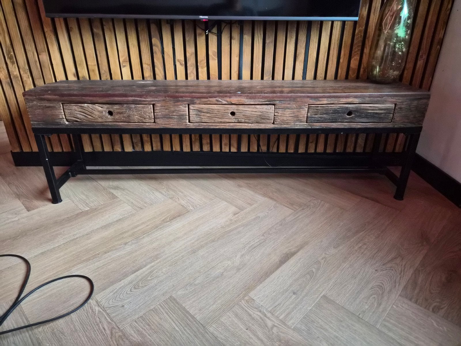 Robuust TV-meubel 150x30x46 cm met lades, Gebruikt, 100 tot 150 cm, Minder dan 100 cm, Industrieel, Robuust