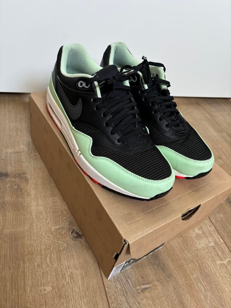 Nike air max 1 FB Yeezy, Kleding | Heren, Schoenen, Zo goed als nieuw, Sneakers of Gympen, Overige kleuren, Ophalen of Verzenden