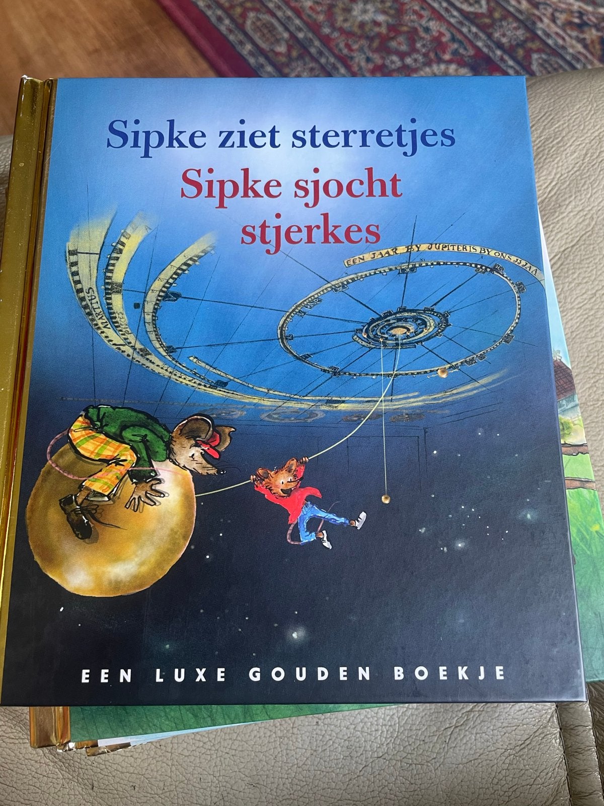 Sipke ziet sterretjes - Luxe Gouden Boekje, Ophalen of Verzenden, Zo goed als nieuw, 3 tot 4 jaar