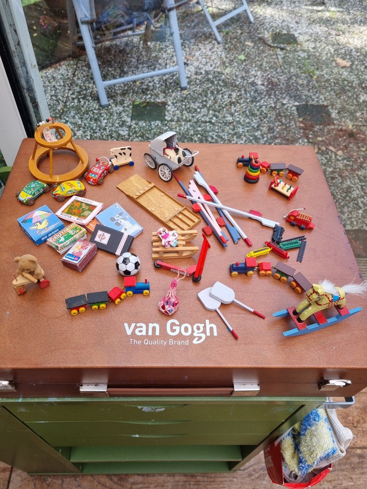 Kinderspeelgoed voor poppenhuis 1.12, Verzamelen, Poppenhuizen en Toebehoren, Ophalen of Verzenden, Poppenhuis