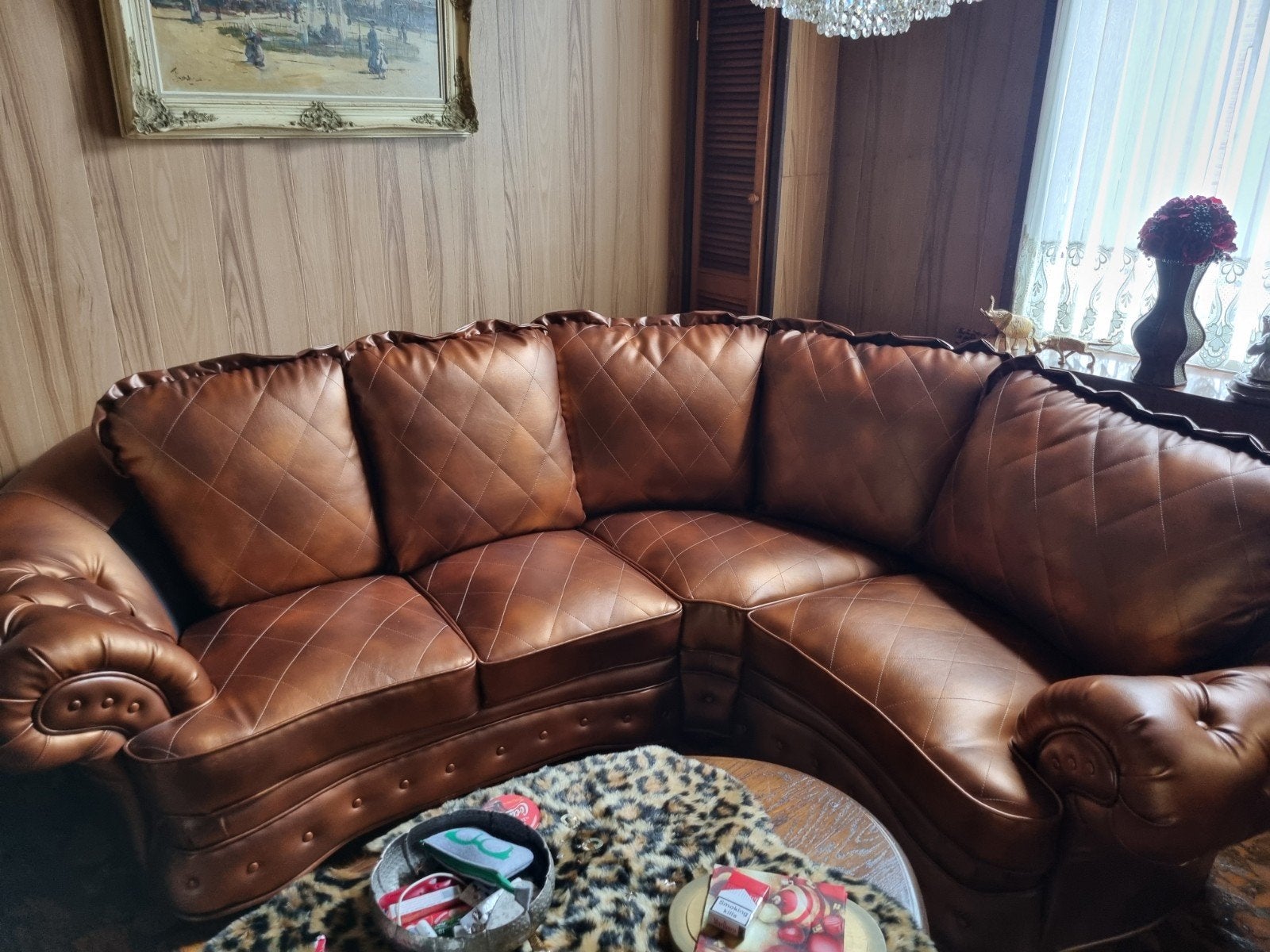 Leren hoekbank bruin, 2.50m x 1.80m zelden op gezeten, Ophalen, Gebruikt, Overige materialen, Klassiek