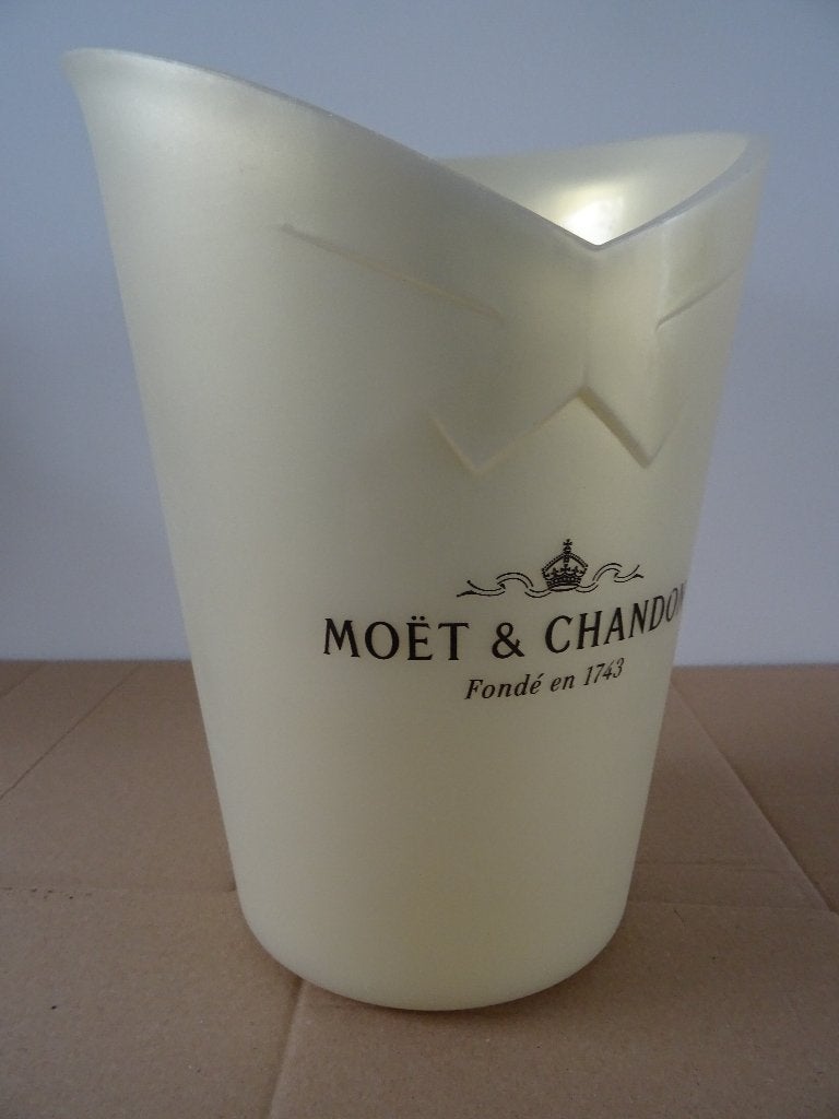 Moët & Chandon champagne koeler ijsemmer champagnekoeler, Verzamelen, Ophalen of Verzenden, Zo goed als nieuw, Gebruiksvoorwerp