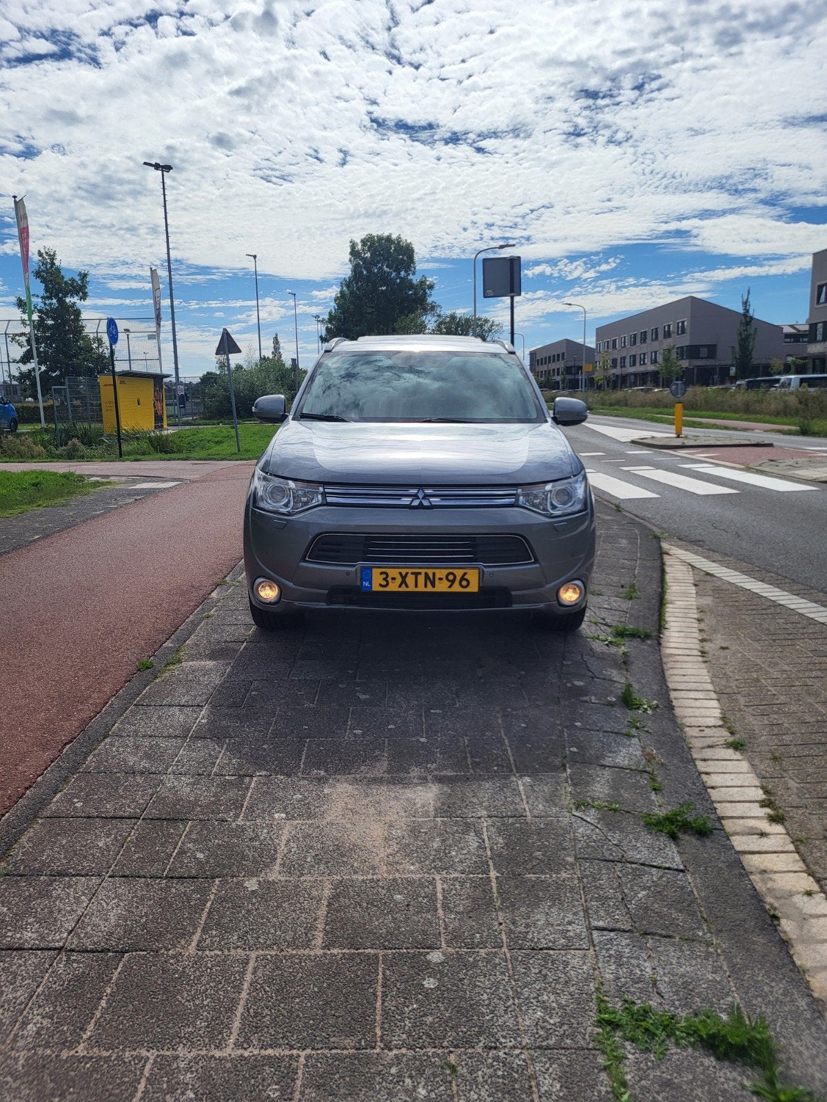 Mitsubishi Outlander 2.0 Dohc Mivec Phev 203pk 4WD CVT 5P, 1998 cc, Outlander, 4 cilinders, Vierwielaandrijving