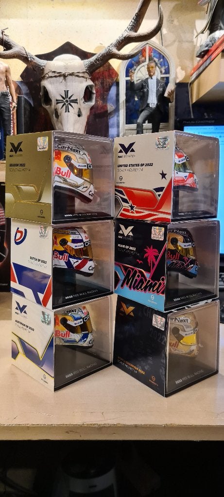 F1 Max Verstappen alle 6 Mini Helm 1:4 Scale uit 2022 NIEUW, Ophalen of Verzenden, Nieuw