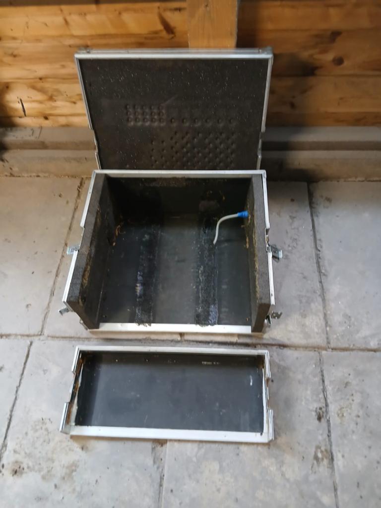 Flightcase met 2 deurtjes met stoom aansluiting, Muziek en Instrumenten, Behuizingen en Koffers, Ophalen, Gebruikt, Overige instrumenten