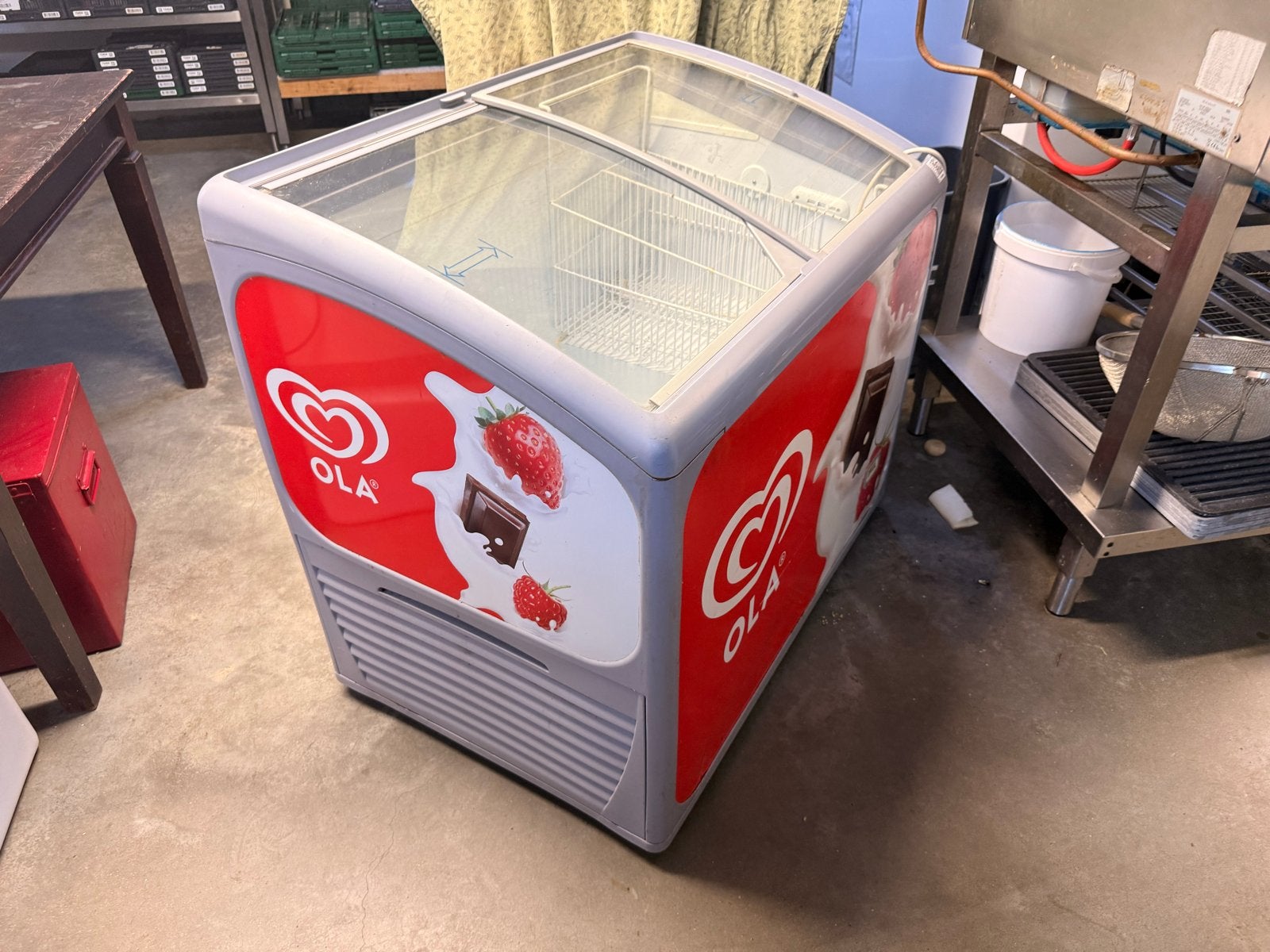 Ola ijsvriezer - Perfect voor uw zaak of thuis!, Witgoed en Apparatuur, Vriezers en Diepvrieskisten, Vrieskist, Gebruikt, Minder dan 85 cm