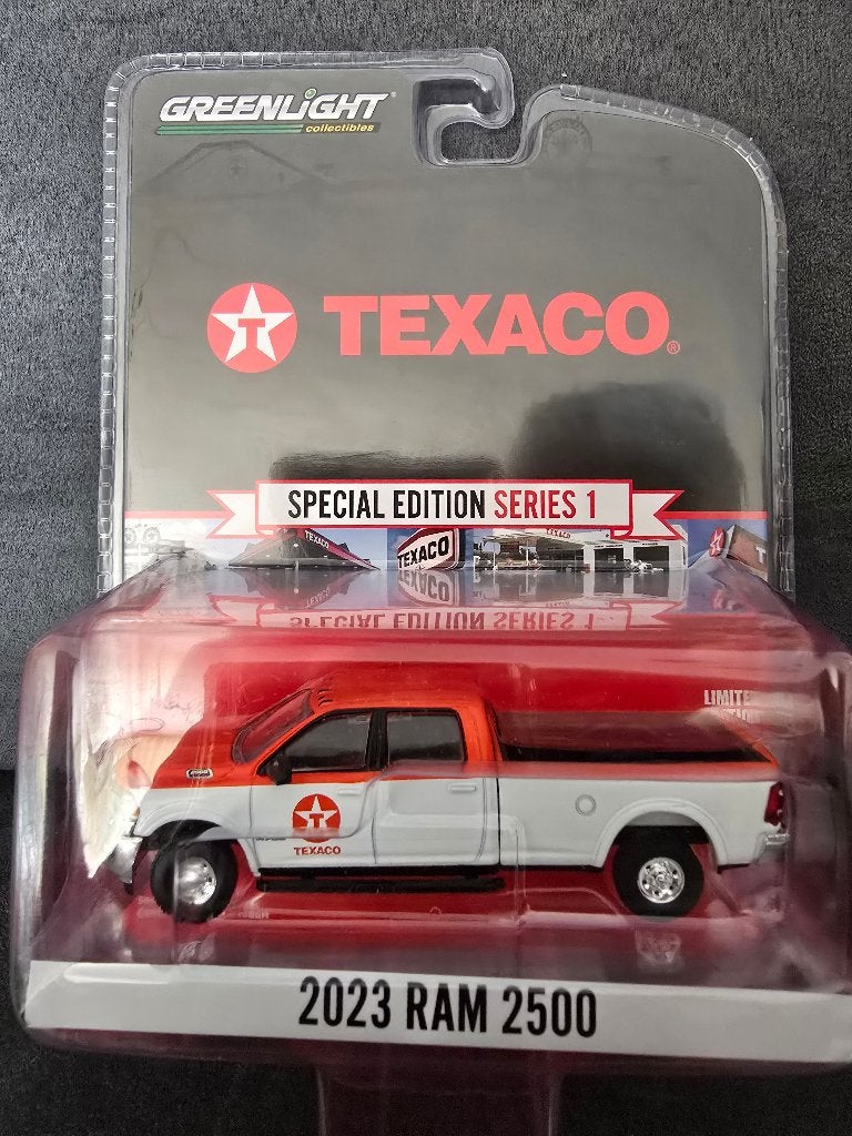 Dodge RAM 2500 "Texaco" Greenlight 1:64, Hobby en Vrije tijd, Christian@diecastcompany.nl, Auto, Diecast Company, Nieuw