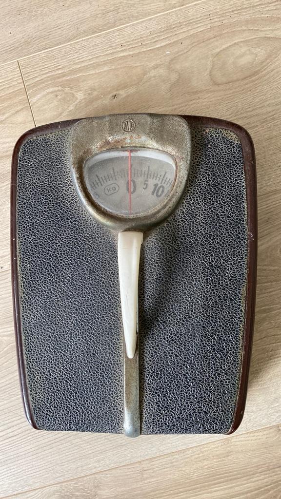 Vintage weegschaal, Ophalen, Minder dan 10 kg, Zo goed als nieuw, Personenweegschaal