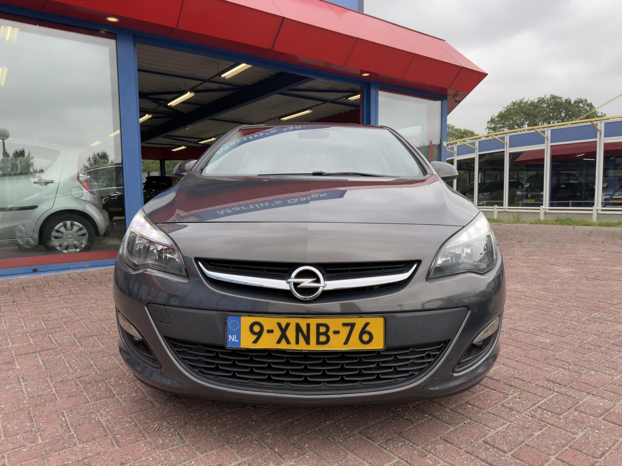 Opel Astra 1.4 Turbo Blitz Zeer Nette Staat | Navigatie | Cl, Voorwielaandrijving, Euro 5, Stof, Gebruikt
