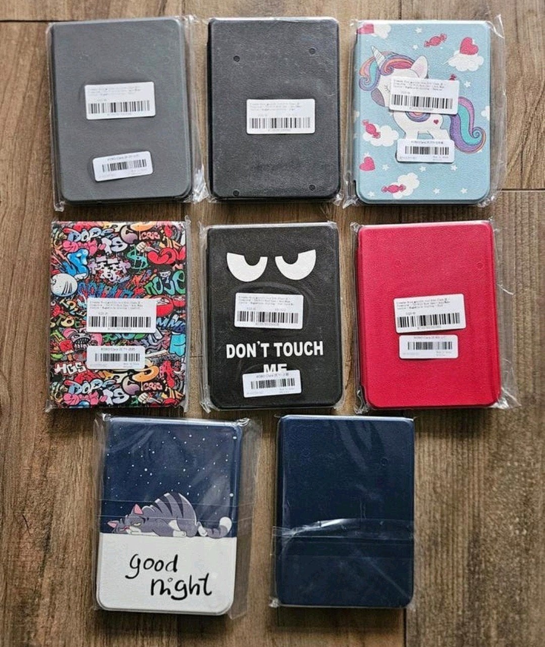 Nieuwe hoesjes voor de Kobo Clara 2E ereader , 2 voor €10,00, Vraagtekenstraat 1, 6 inch of minder, Nieuw, Ophalen of Verzenden