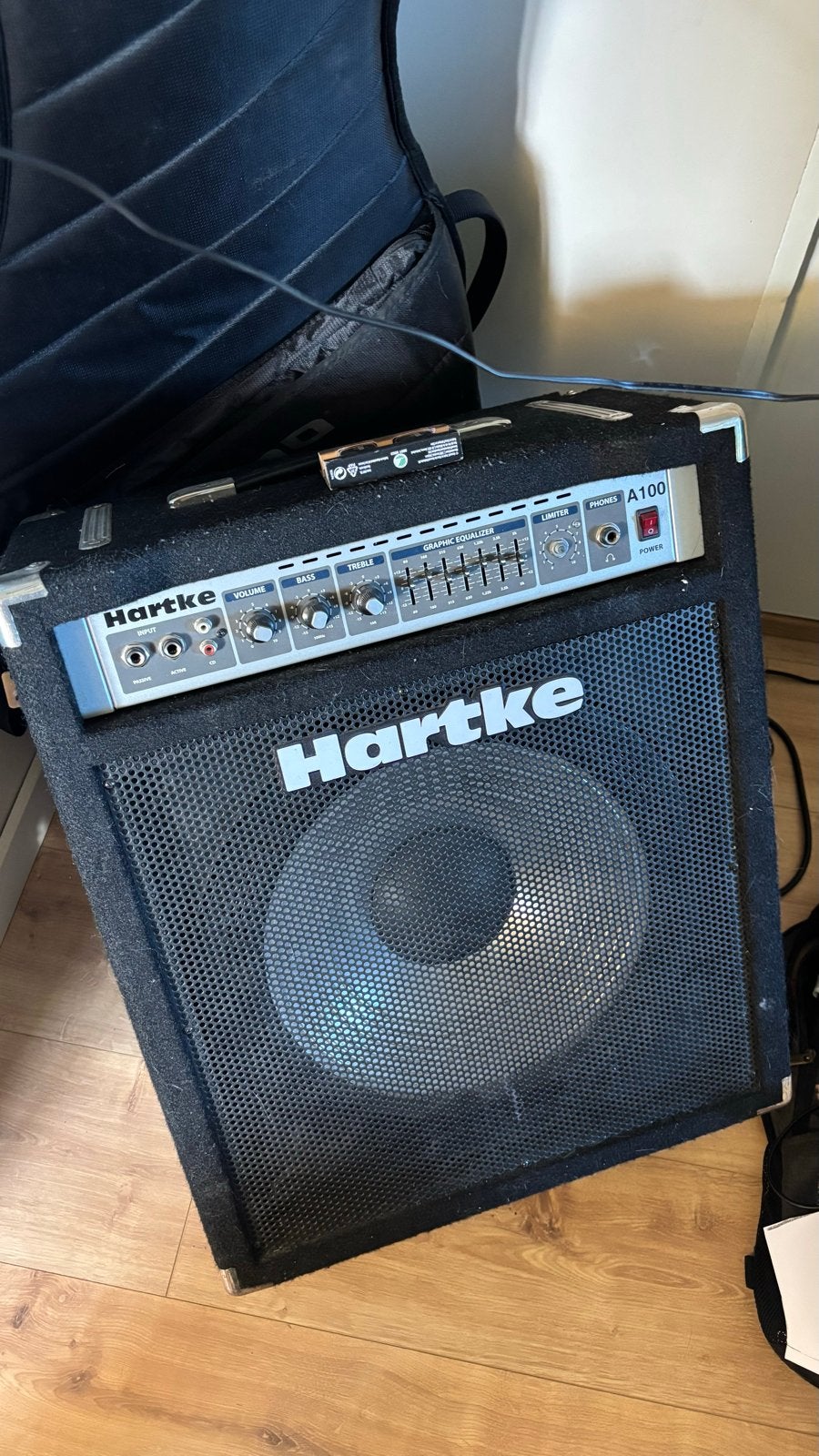 Hartke A100 Bascombo, Ophalen, Gebruikt, Basgitaar, 100 watt of meer