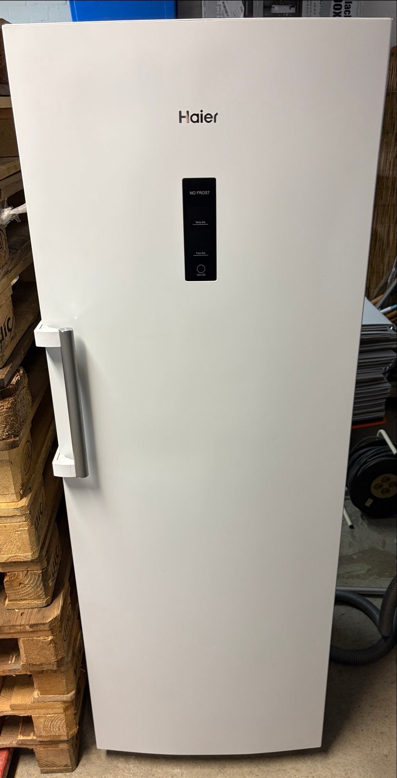 Haier H2F-220WSAA No Frost Vrieskast 226L ZGAN, Witgoed en Apparatuur, Vrieskast, Minder dan 60 cm, Zo goed als nieuw, Vrijstaand