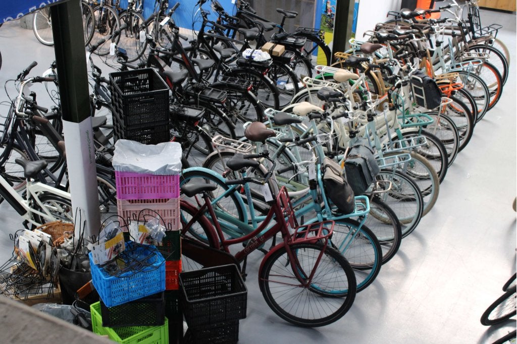 Transportfiets | Amsterdam | Back to School | 3 Mnd Garantie, 53 tot 56 cm, (Extra) lage instap, Industrieweg 23 Zoetermeer, Zo goed als nieuw