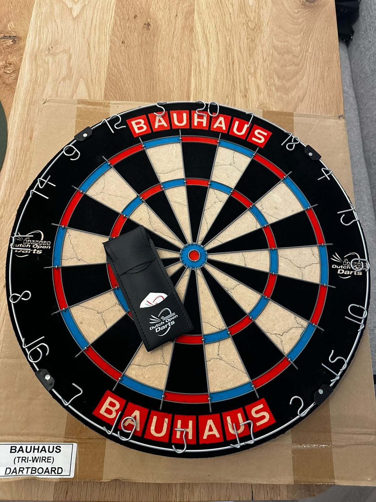 Winmau dartbord van BAUHAUS, Ophalen, Nieuw, Dartbord