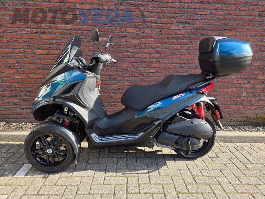 PIAGGIO MP3 300 HPE SPORT (bj 2023) 499km!, Motoren, Motoren | Piaggio, Scooter, Onbekend, Onbekend, Minimaal motorrijbewijs A2