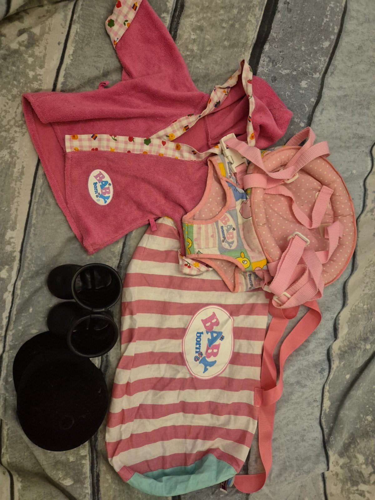 Baby Born accessoires: badjas, draagzak, tas, laarzen, cap, Kinderen en Baby's, Ophalen of Verzenden, Gebruikt, Babypop