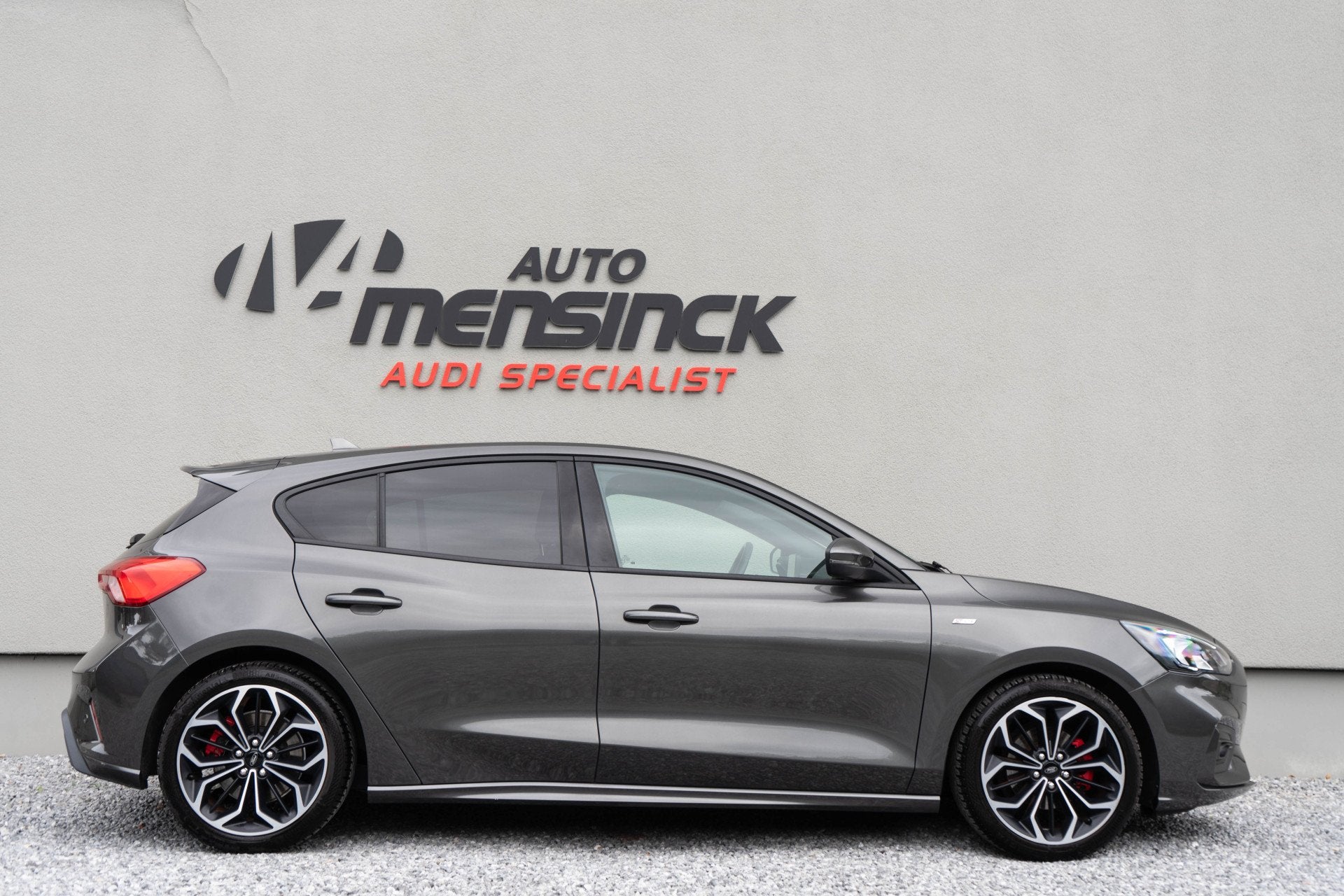 Ford Focus 1.5 EcoBoost Active Business / ST Line/ Touch Nav, Stof, 150 pk, Sound system, Bedrijf