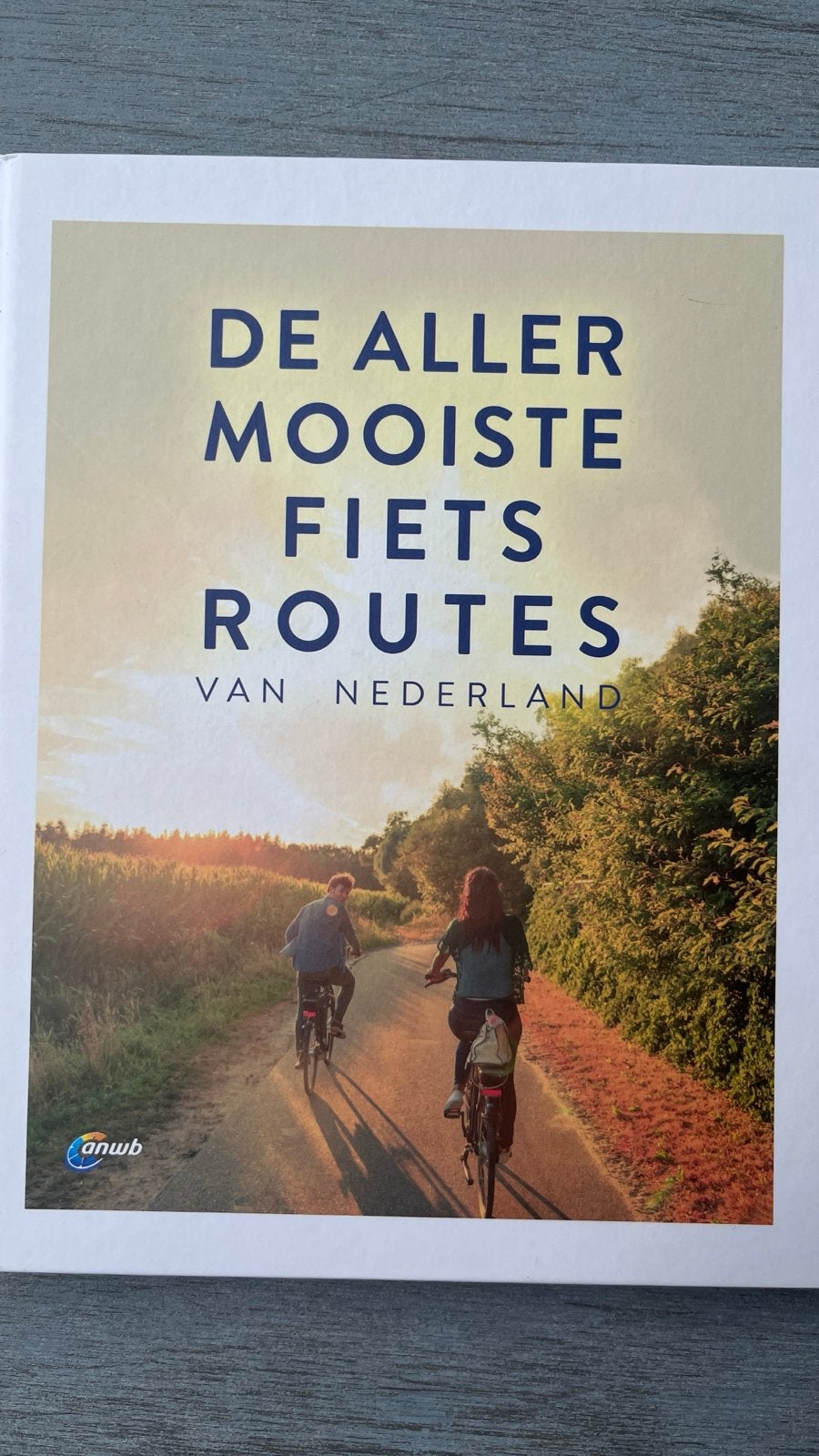ANWB Routeboekje: De Allermooiste Fietsroutes van NL, Fiets- of Wandelgids, Ophalen of Verzenden, Zo goed als nieuw, ANWB