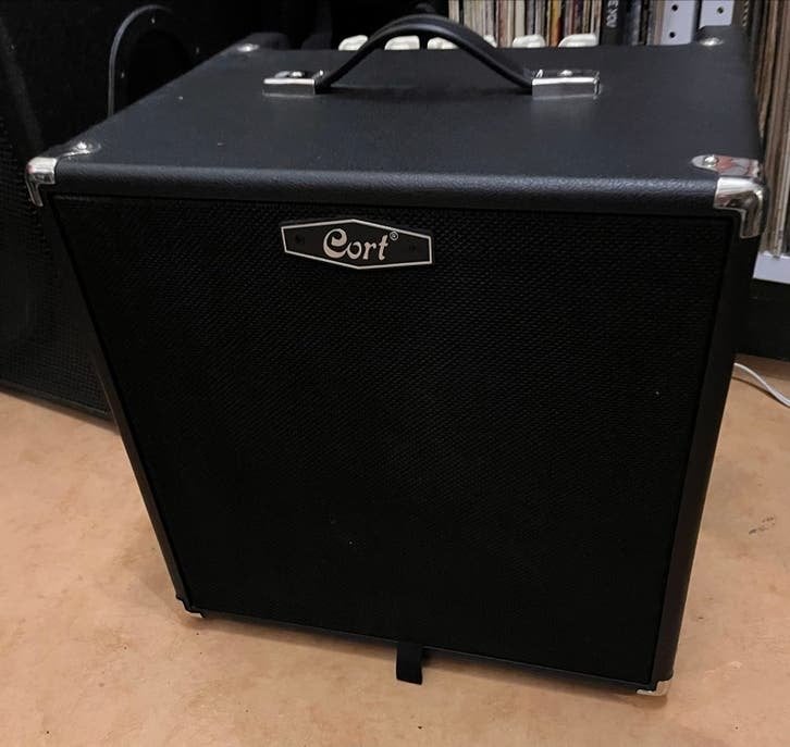 Cort CM150B Basgitaarversterker - Zo goed als nieuw, Ophalen, Zo goed als nieuw, Basgitaar, 100 watt of meer
