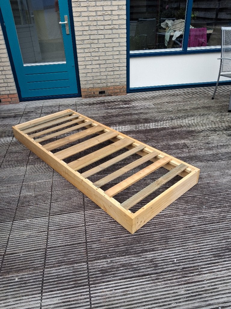 onderbouw, matras en dekbed, Ophalen, Gebruikt, Eenpersoons, 80 cm