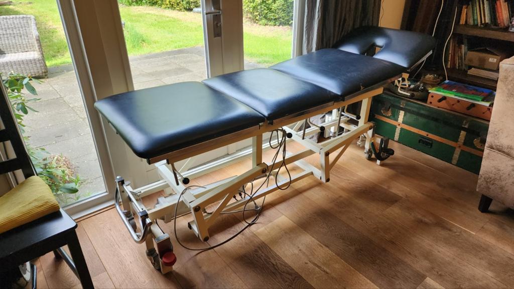 Behandel/massage tafel, Ophalen, Massagetafel